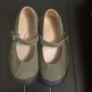 Cute Green Keen Shoes
